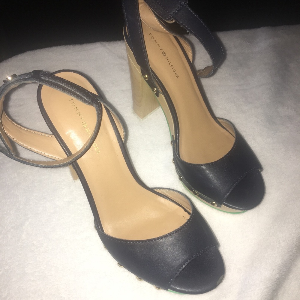 Tommy Hilfiger sandals